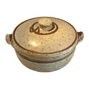 Handcrafted Stoneware Bundt Cake Pan With Lid Speckled Beige & Brown Finish Circ